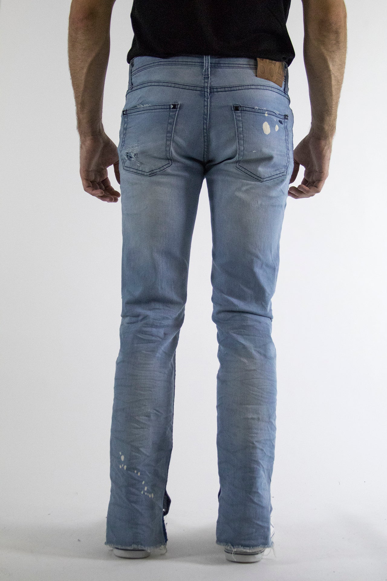 light-wash slim jeans 4.01.0071